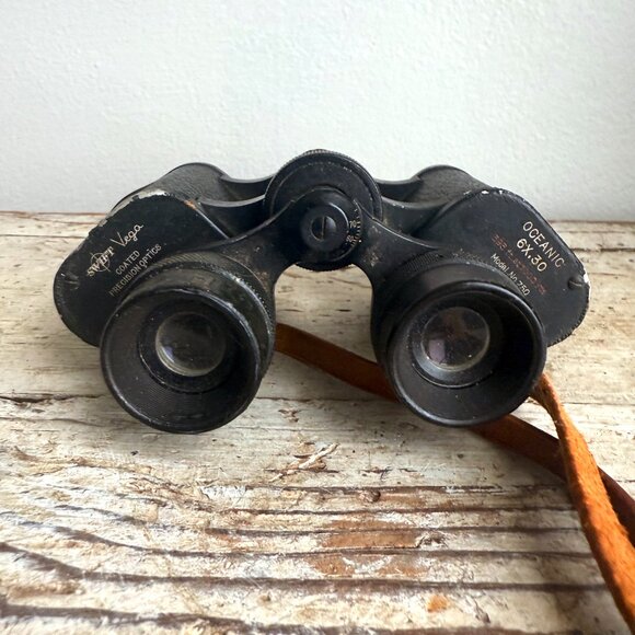 Vintage Swift Vega Oceanic 6X30 Binoculars #750 - Picture 6 of 8